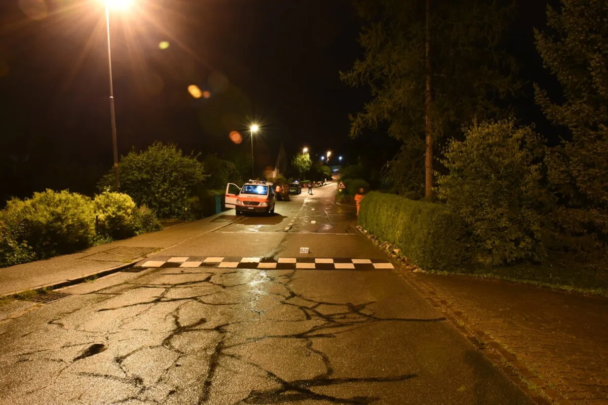 Fehraltorf ZH - Junger Trottinett-Fahrer verunfallt und schwer verletzt