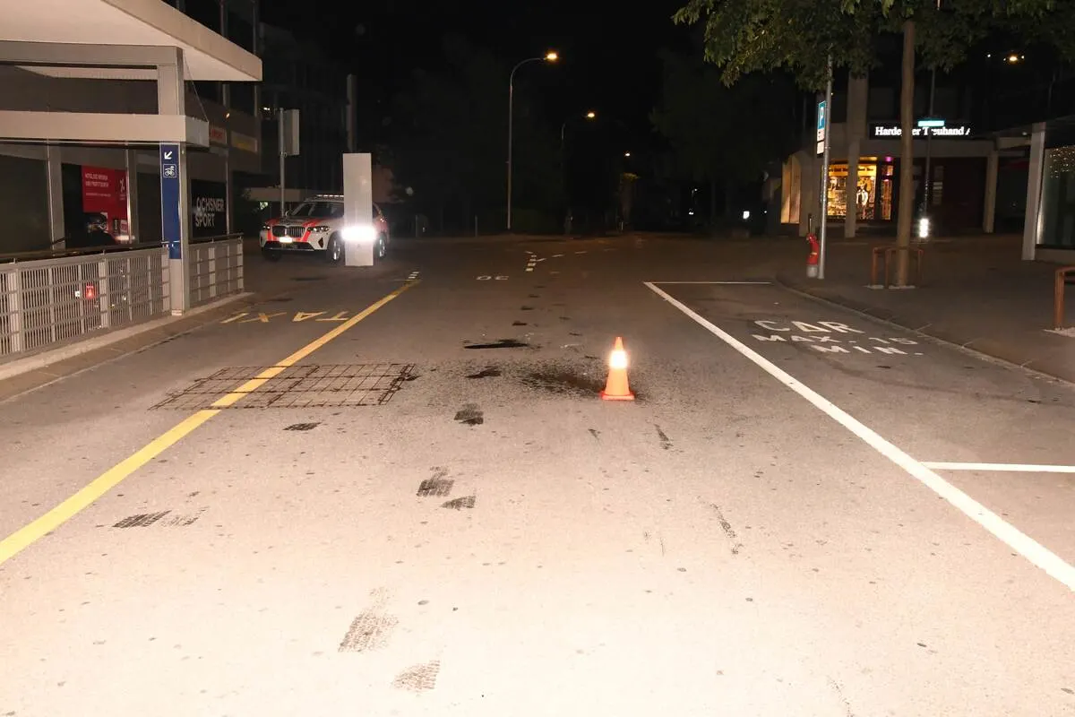 Chur GR - Motorradfahrer erleidet Schulterverletzung bei Unfall