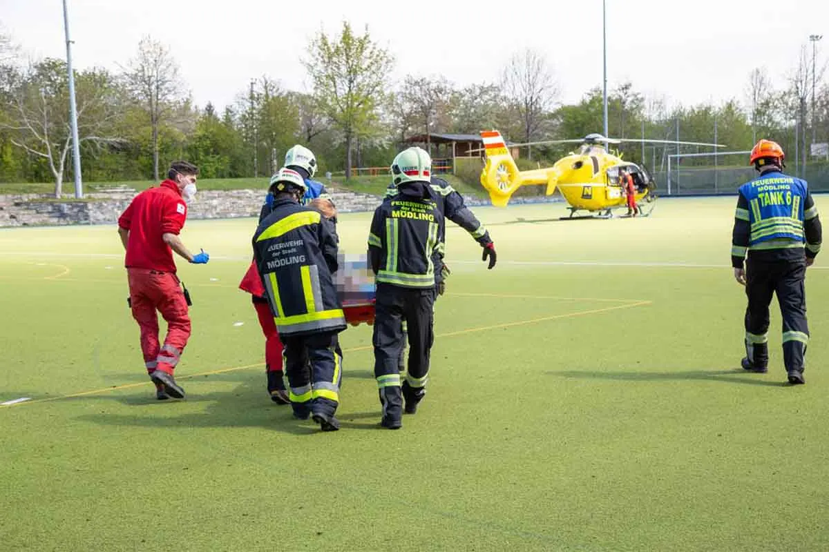 Mödling - Schwerer Arbeitsunfall