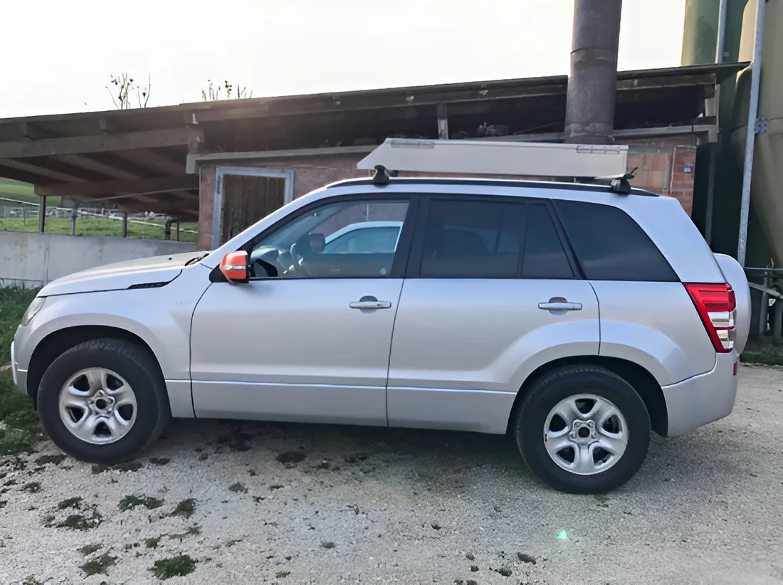 Belfaux FR: Infolge Bankautomatensprenung sucht die Polizei einen Suzuki Grand Vitara