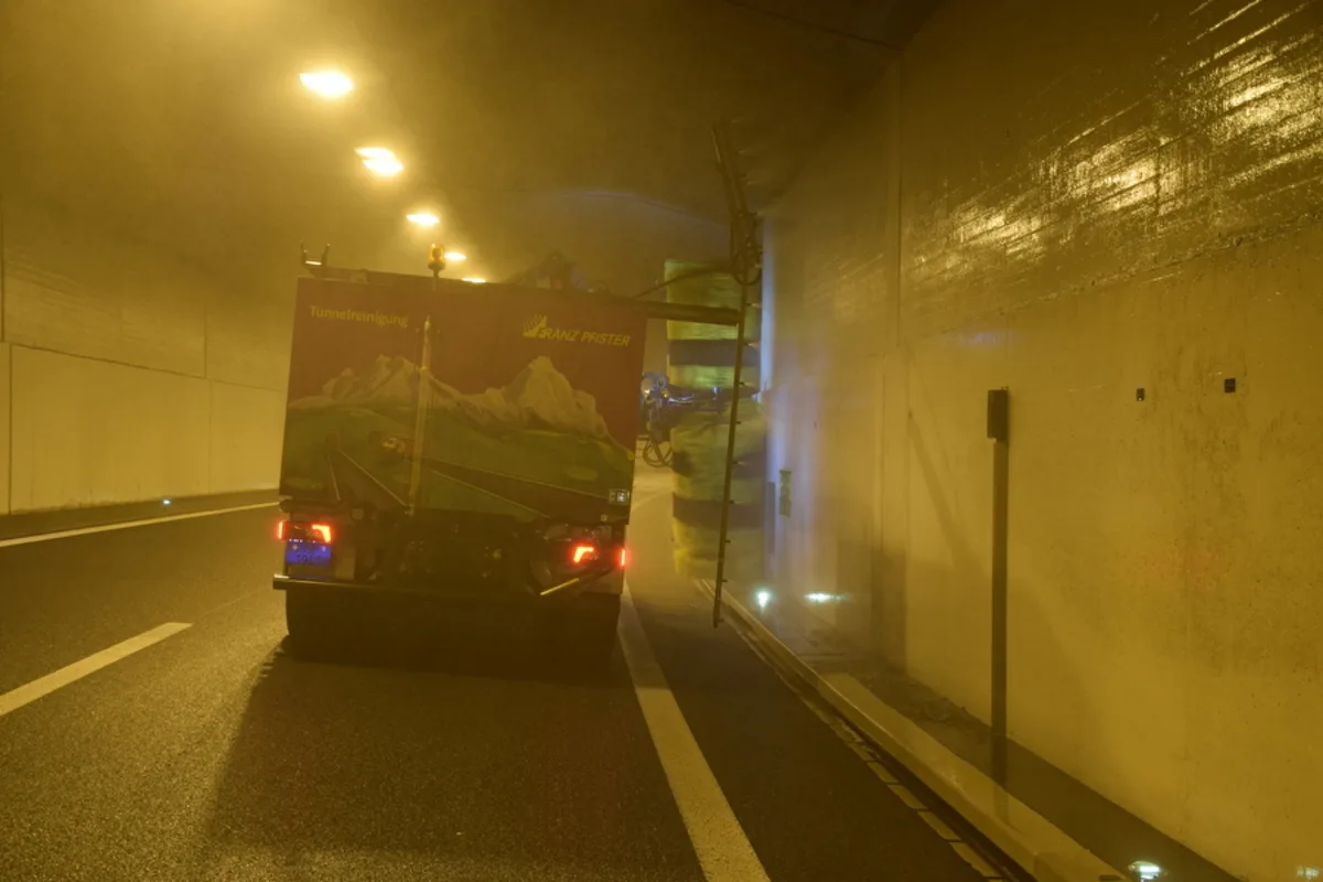 Kurzzeitige Nachtsperrungen im Taubachtunnel A2