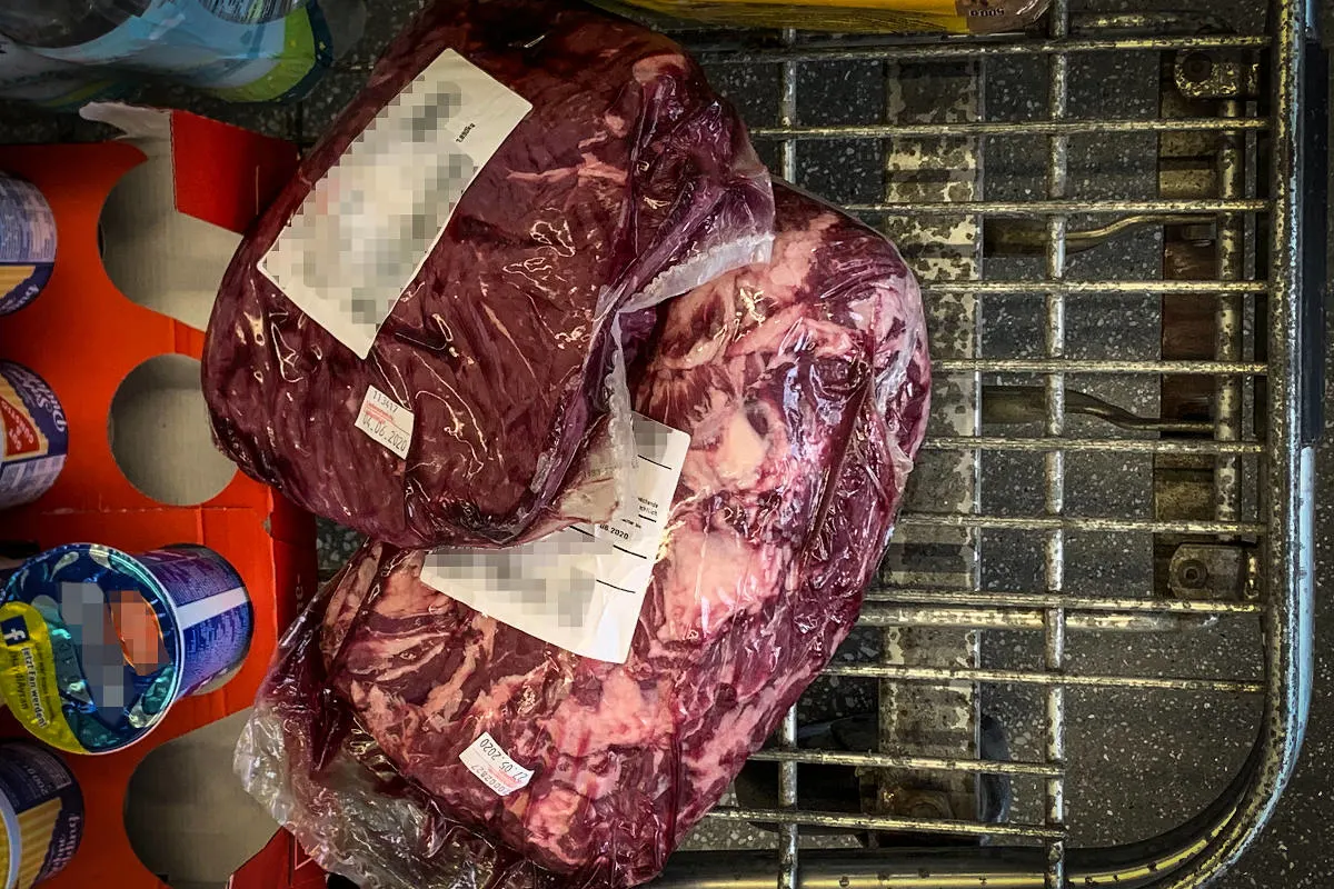 Bochum – 48-Jähriger schlägt 53-Jährigen mit Rinderfilet
