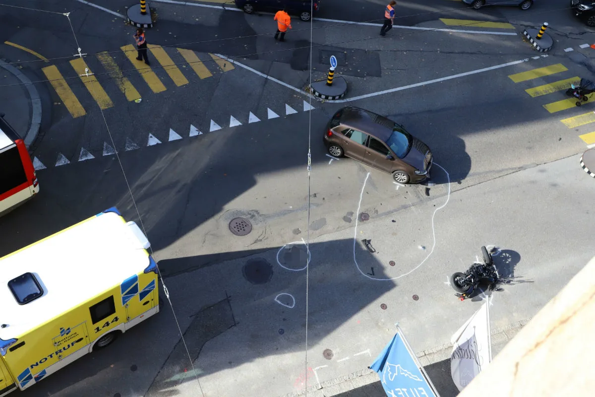 Unfall St.Gallen SG - Der 21-jährige Töfffahrer wurde übersehen!
