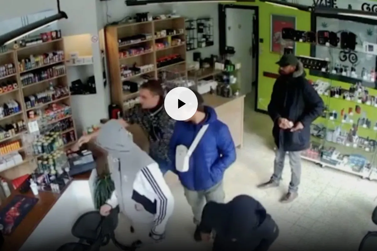 (Video) - Didier überzeugt die Diebe: "Kommt später wieder, dann ist mehr Geld da"