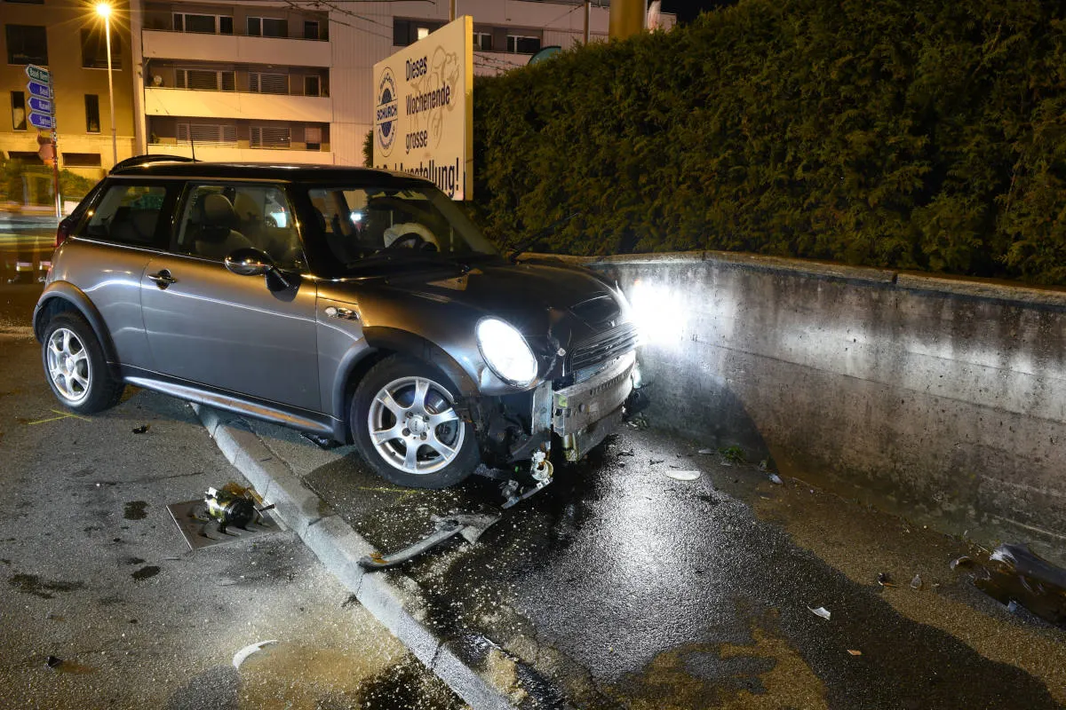 Emmenbrücke LU - Verkehrsunfall unter Drogeneinfluss