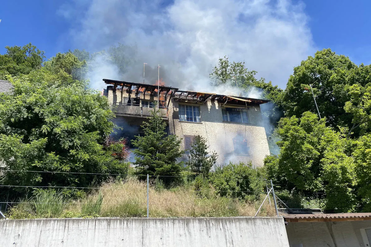 Wettingen AG – Wohnhaus in Brand geraten