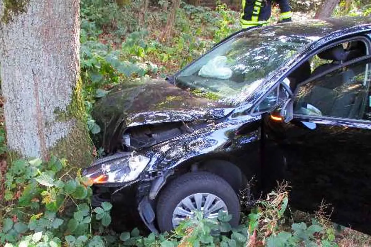 Rotenburg - Sechs Menschen bei Unfall verletzt 