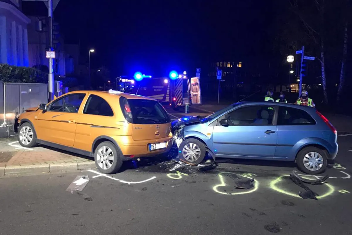 Unfall in Velbert – Fahrerin bei Frontalkollision verletzt