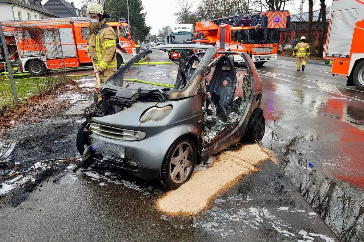 Bergisch Gladbach – Drei Paralleleinsätze am Vormittag für die Feuerwehr