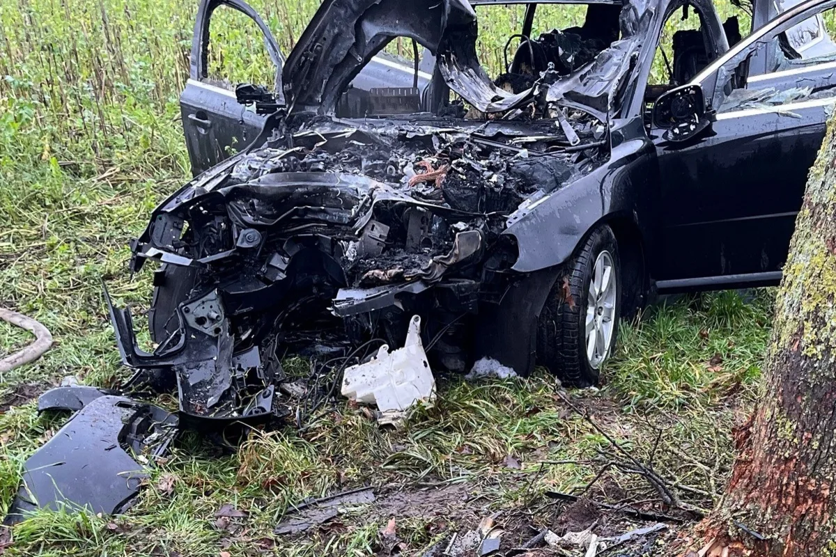 Stemwede – Auto fängt nach Unfall Feuer