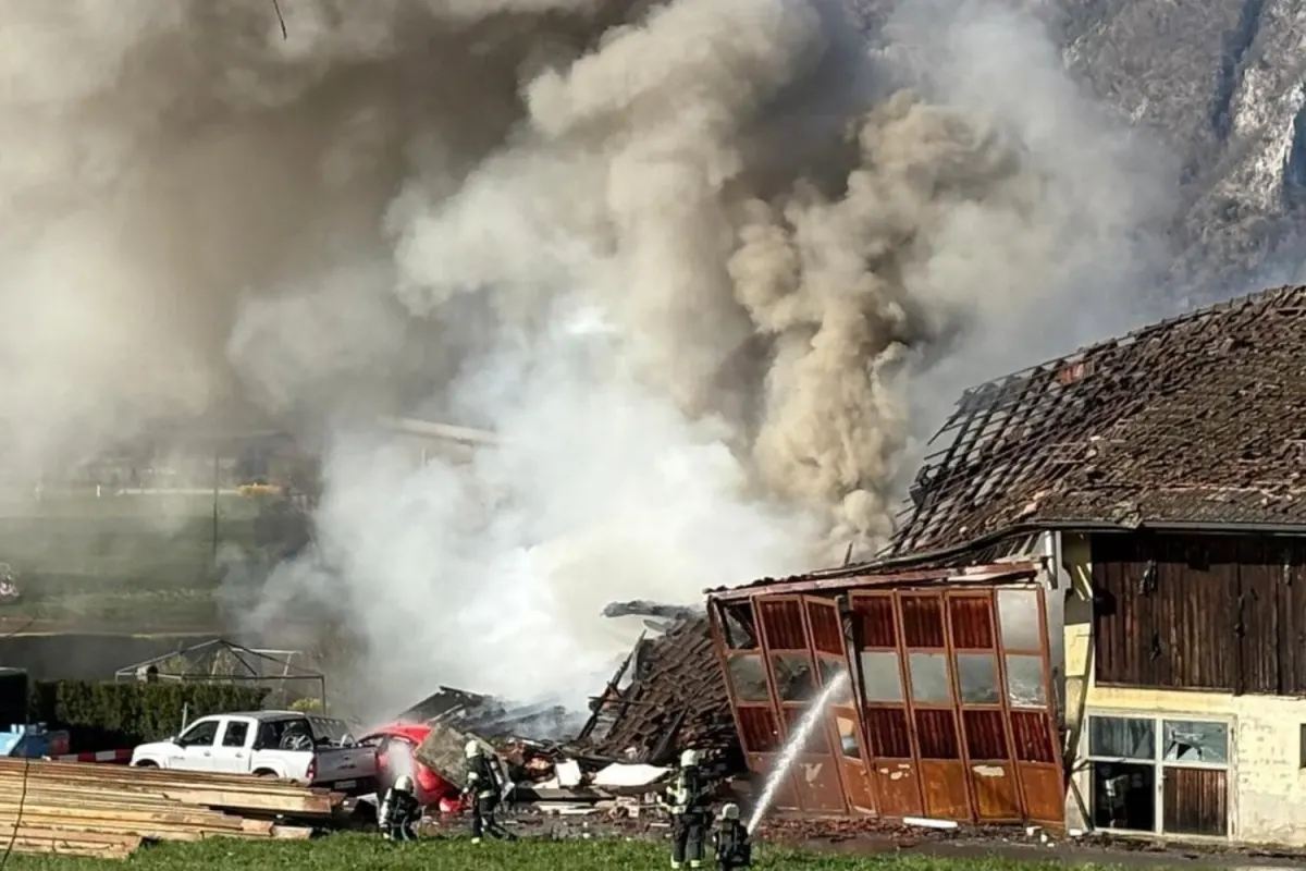 Illarsaz VS – Explosion zerstört Haus