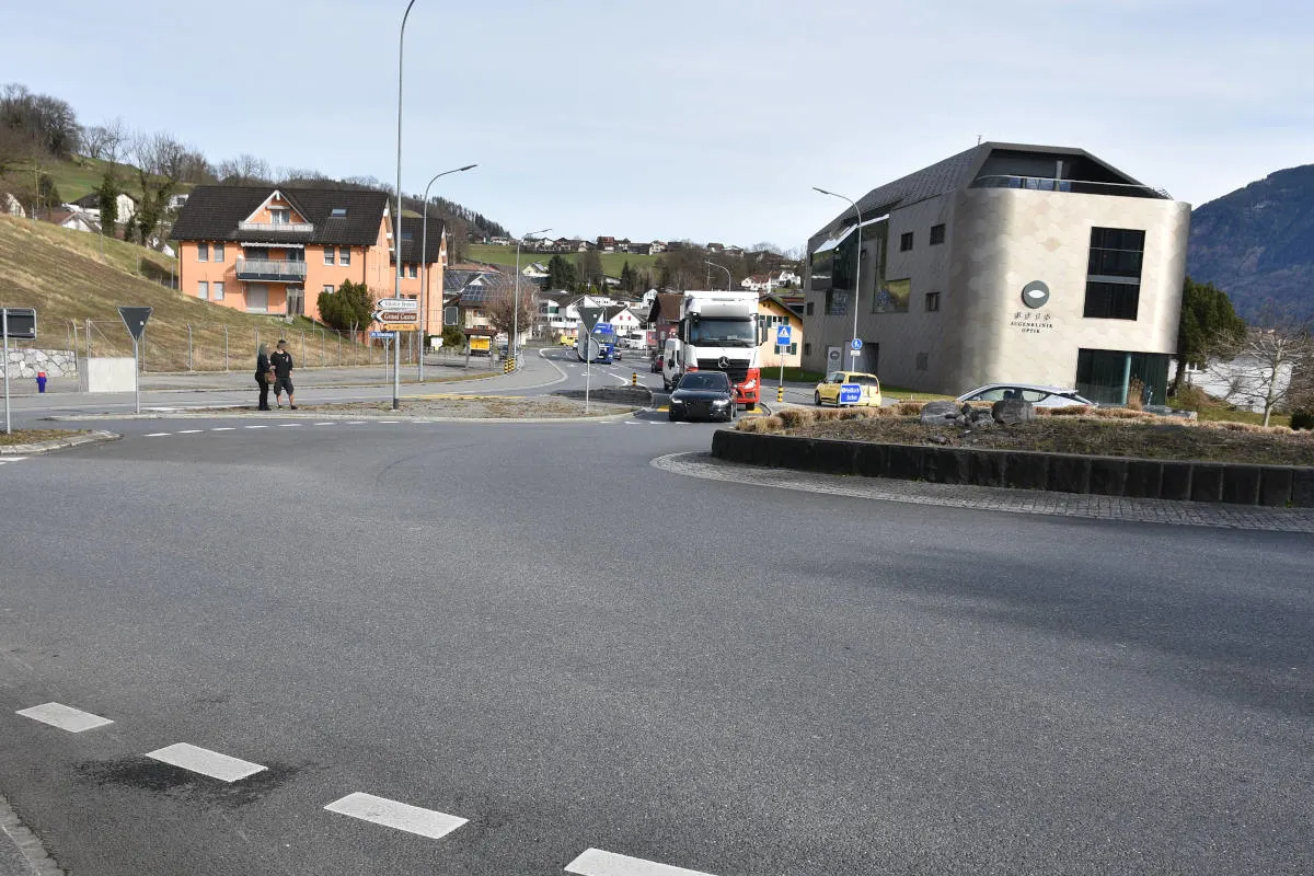 Bendern FL – Unfallstelle pflichtwidrig verlassen