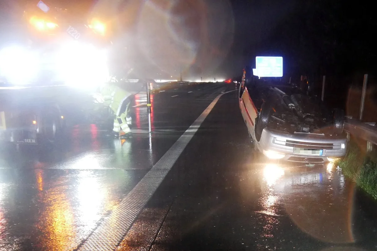 Bockel - Drei Schwerverletzte bei Unfall auf der Hansalinie A1