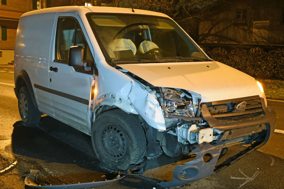 Luzern LU - Wendemanöver endet mit Unfall