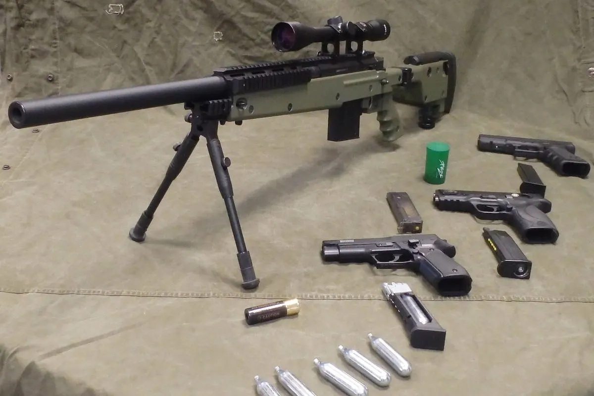 Sittensen  – Mit Gewehr im Arm durch Stadt