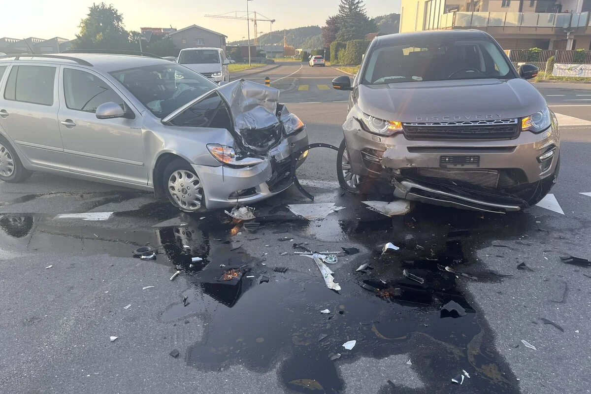 Eine verletzte Person nach Unfall in Reiden LU
