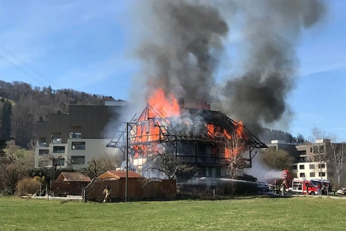 Kehrsatz BE - Haus nach Vollbrand unbewohnbar