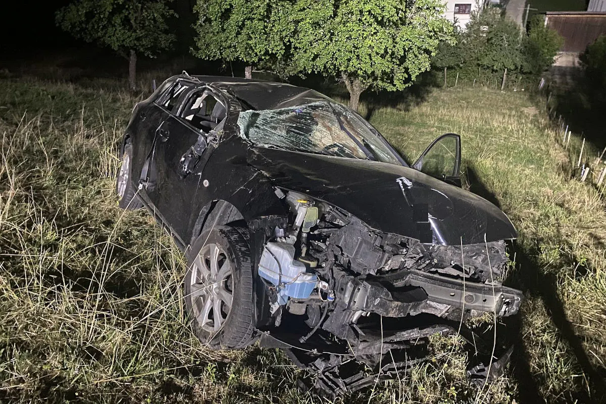 Oltingen BL – Personenwagen überschlägt sich nach Ausweichmanöver