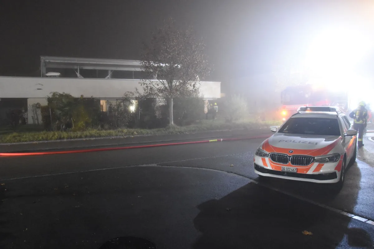 Brand in Steinach SG - Mann mit Verdacht auf schwere Rauchvergiftung gerettet