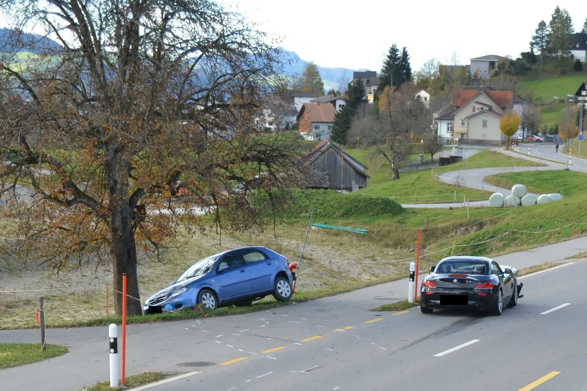 Teufen AR - Überholmanöver geht schief