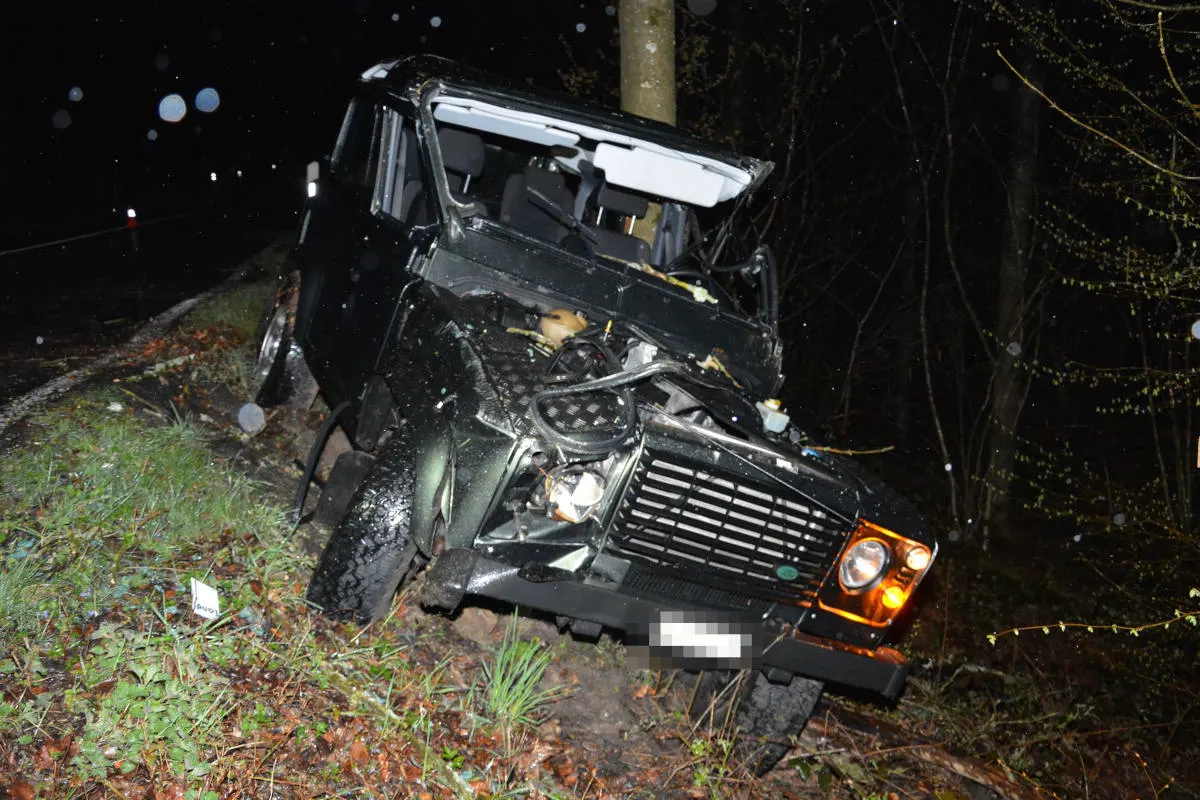 Gretzenbach SO - Automobilist wird bei Selbstunfall verletzt