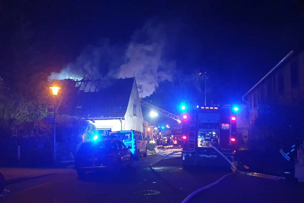 Weeze – Dachstuhlbrand eines Einfamilienhauses
