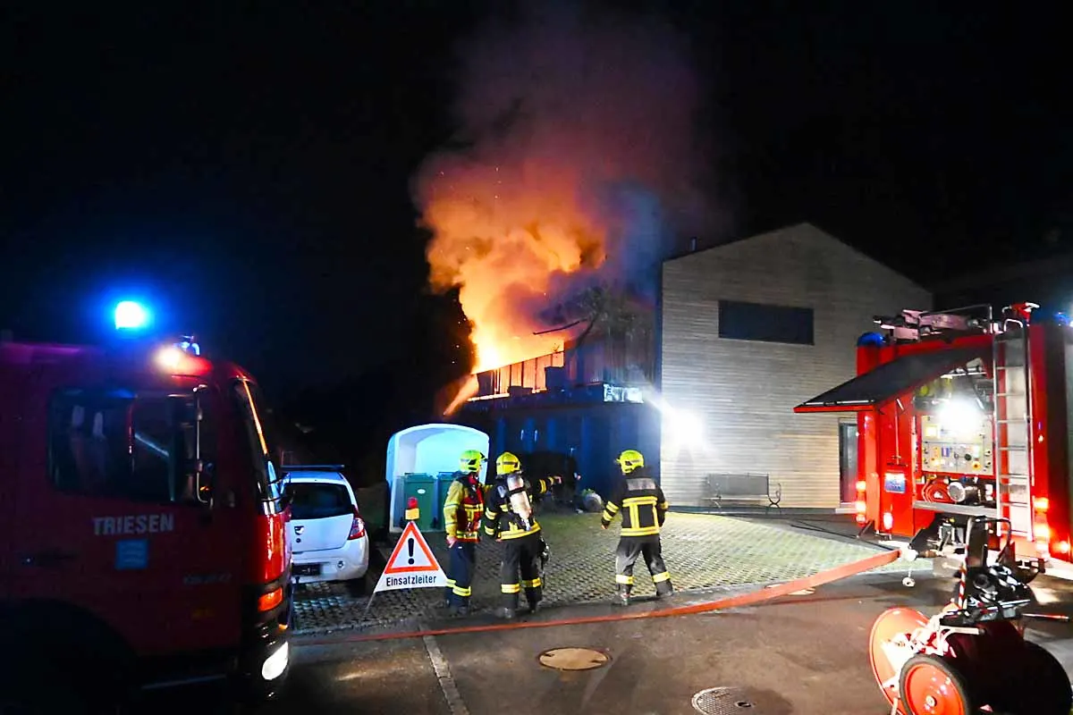 Triesen FL - Brand auf Balkon eines Wohnhauses