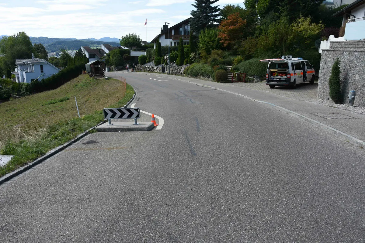 Wil SG - Mofa prallt in Verkehrsberuhigung