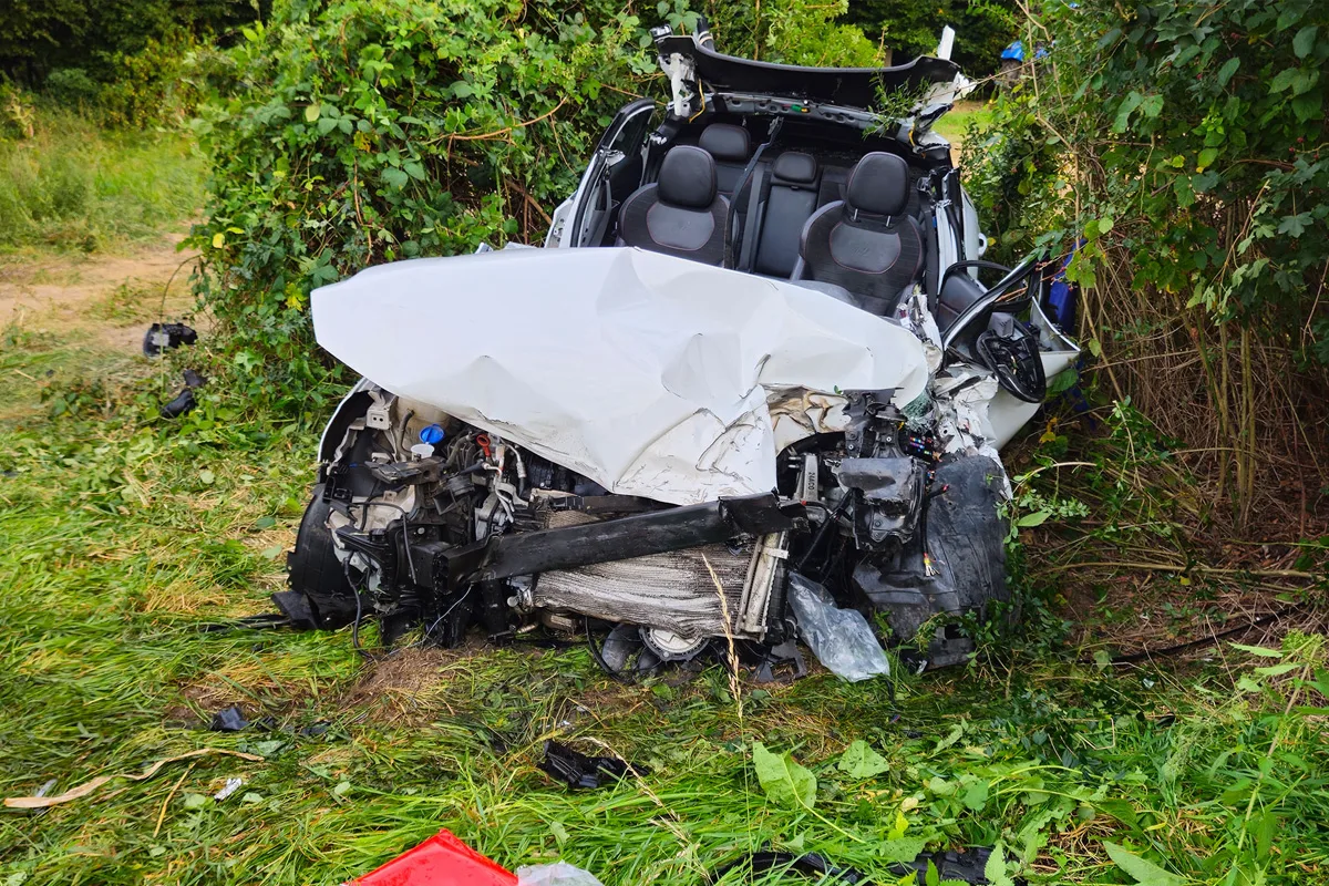 Goch NW – Zwei Männer bei Unfall mit Traktor lebensgefährlich verletzt