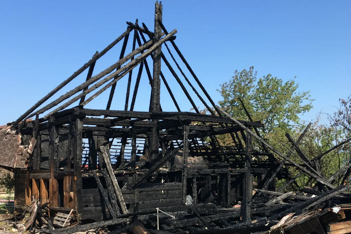 Schüpfen BE -  Altes unbewohntes Haus abgebrannt