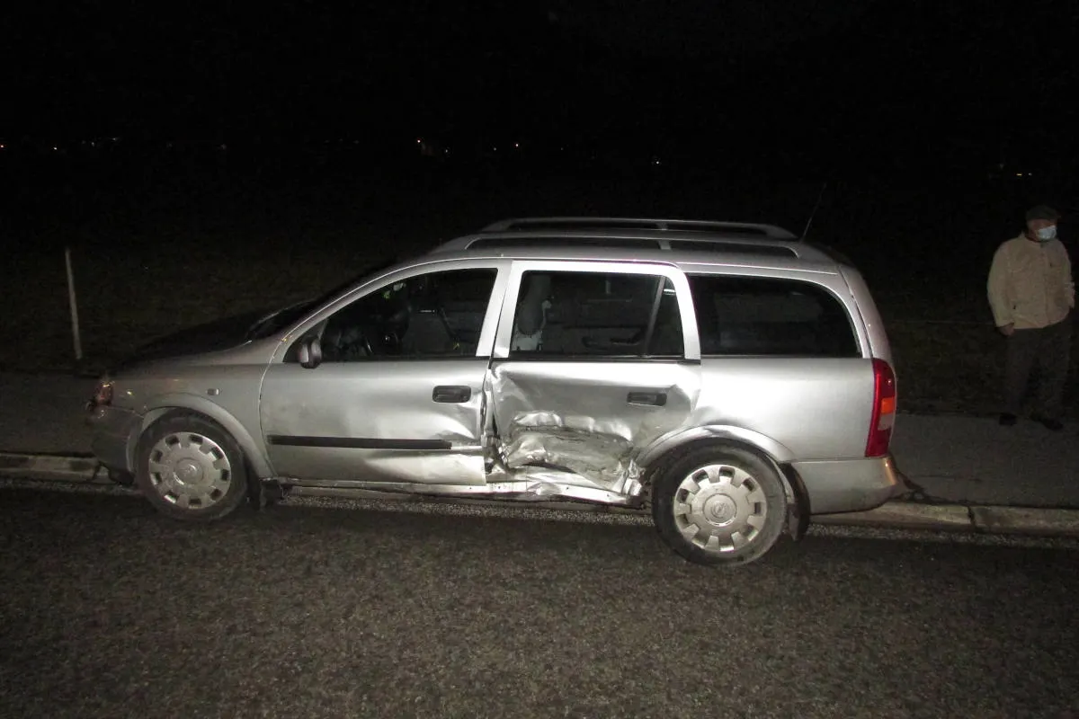 Unfall in Netstal GL – Eine Person nach Kollision verletzt im Spital