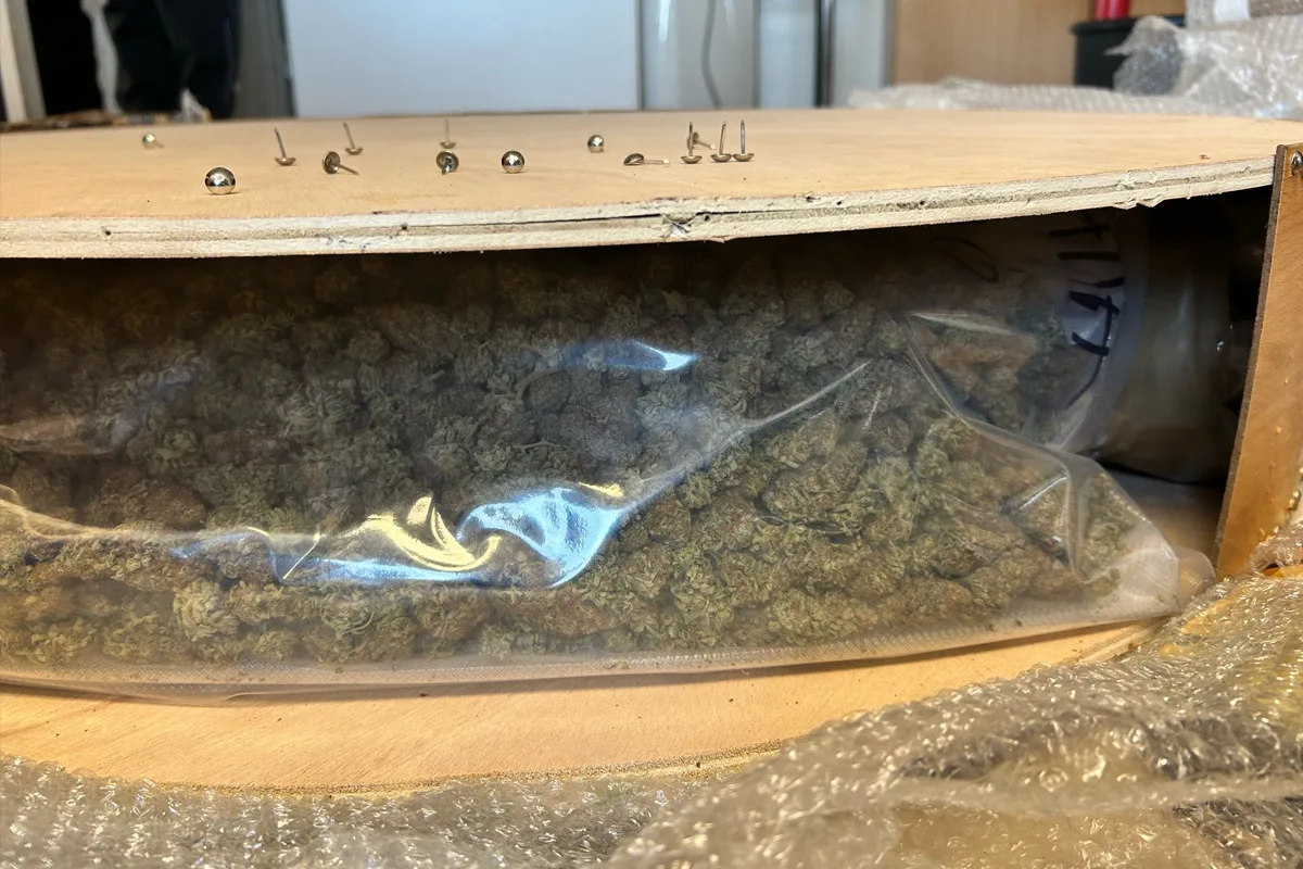 Stralsund – Über 86 Kilogramm Marihuana in Paketsendungen