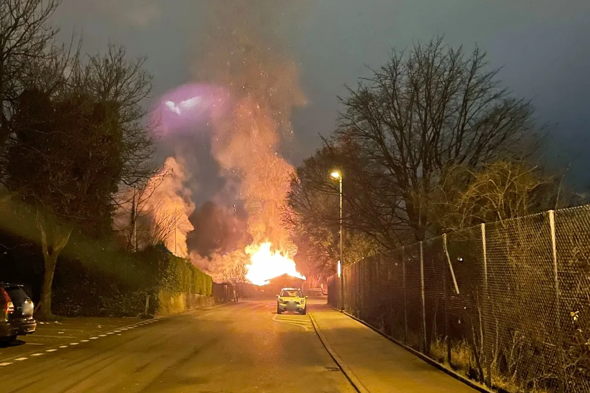 Horw LU - Lagergebäude geriet in Brand