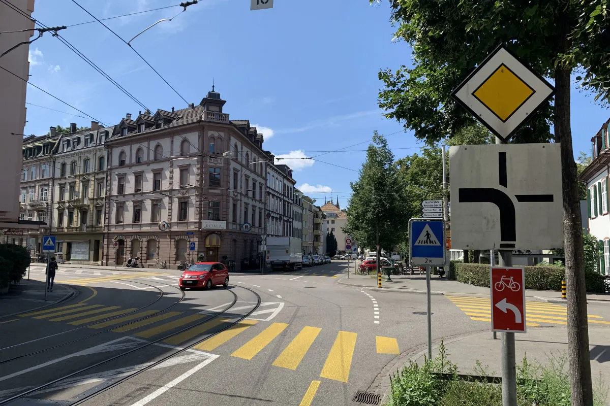 Basel BS - Kontrollaktion «Korrekte Zeichengebung»