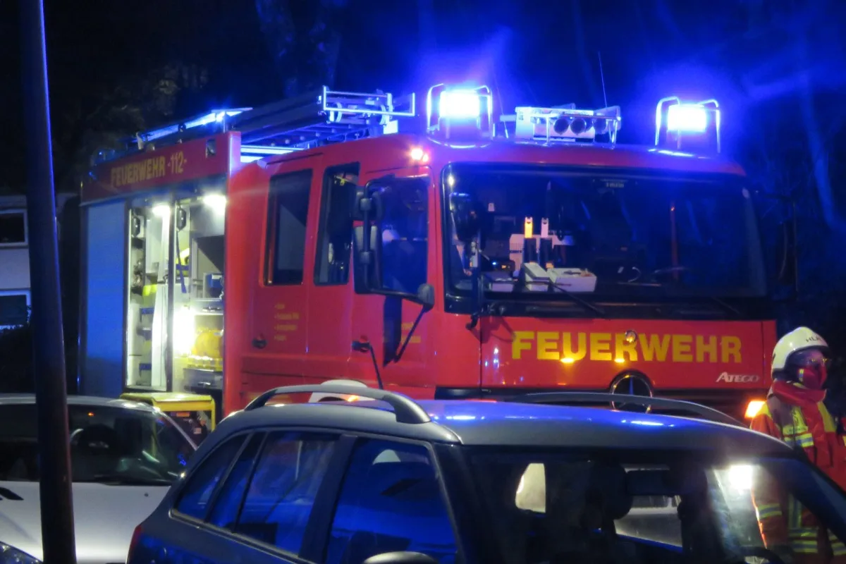 Heiligenhaus – Drei Personen in brennendem Haus
