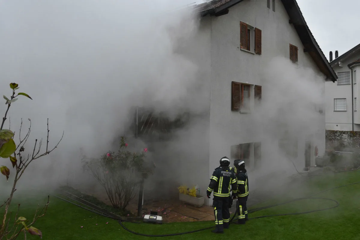 Ruggell FL - Frau erneut überfallen und deren Wohnung in Brand gesteckt!