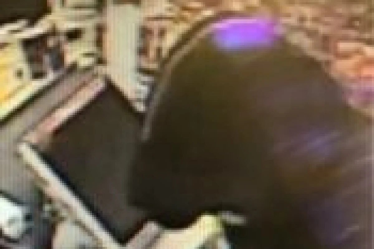 Thalwil ZH - Bewaffneter Raubüberfall auf Shop in der Seestrasse