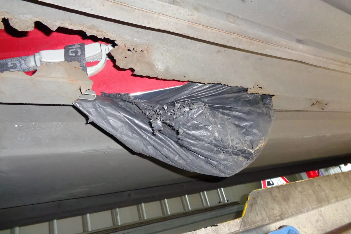 Lüdenscheid: Hänger mit Holzbalken-Konstruktion