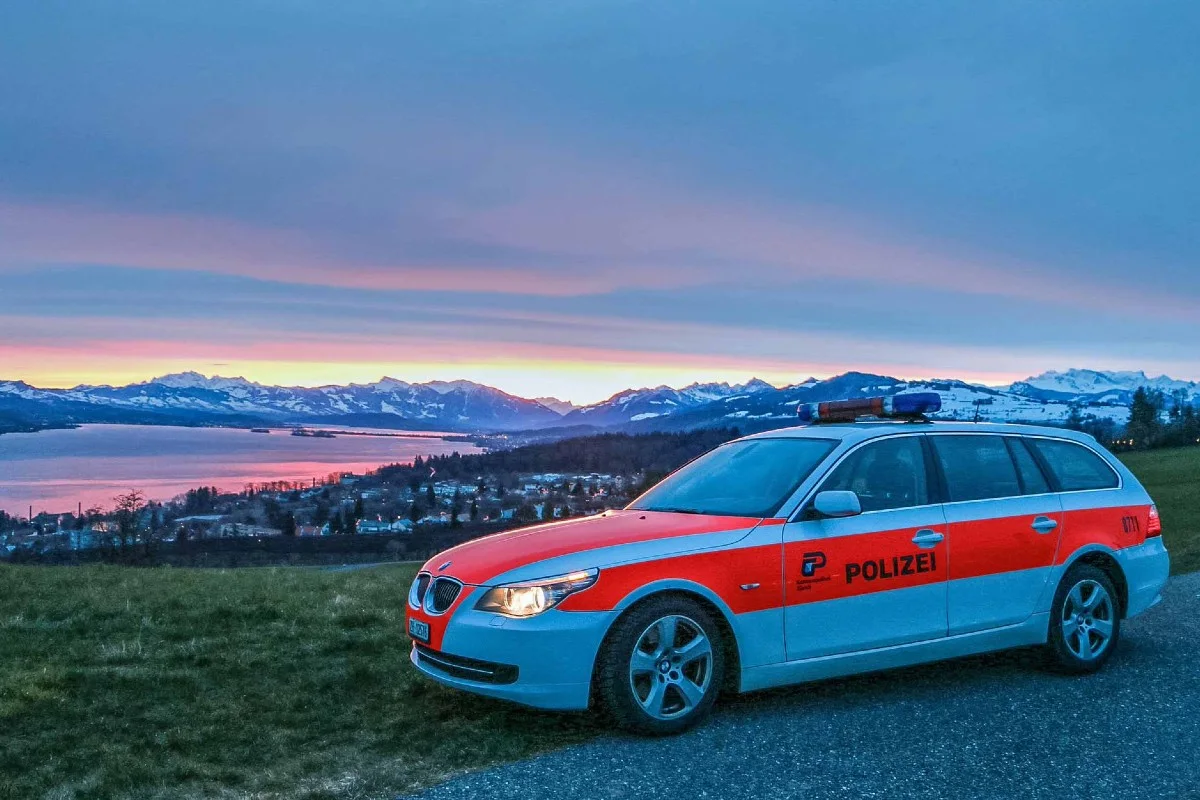 Herrliberg ZH - Mehrere Schnellfahrer am Wochenende erwischt
