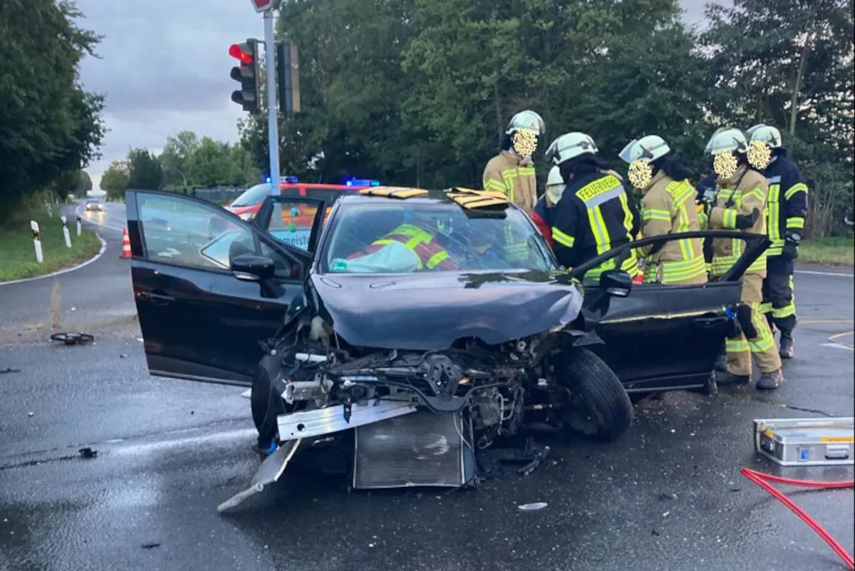 Titz – Zusammenstoß an beampelter Kreuzung