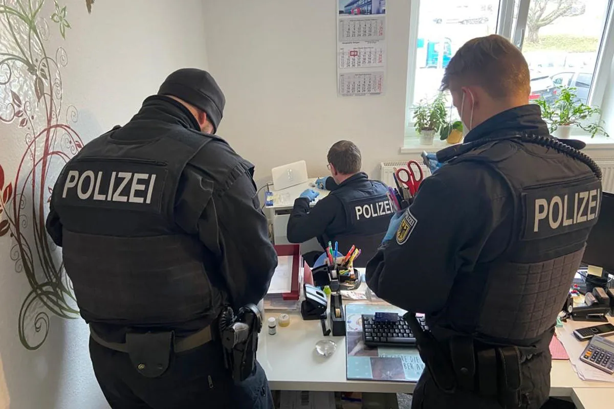 Mecklenburg-Vorpommern – Hausdurchsuchungen wegen Schwarzarbeit