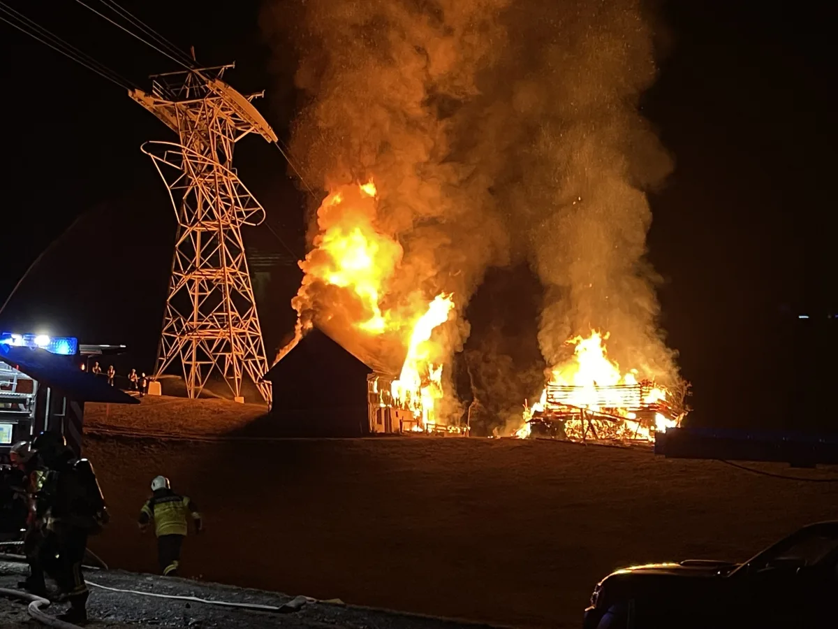 Jakobsbad AI - Brand von Ferienhaus mit zusätzlichem Weidestall