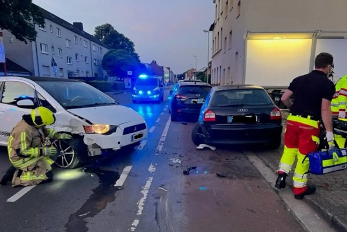 Stolberg – Eingenickt und Unfall mit zwei Verletzten verursacht