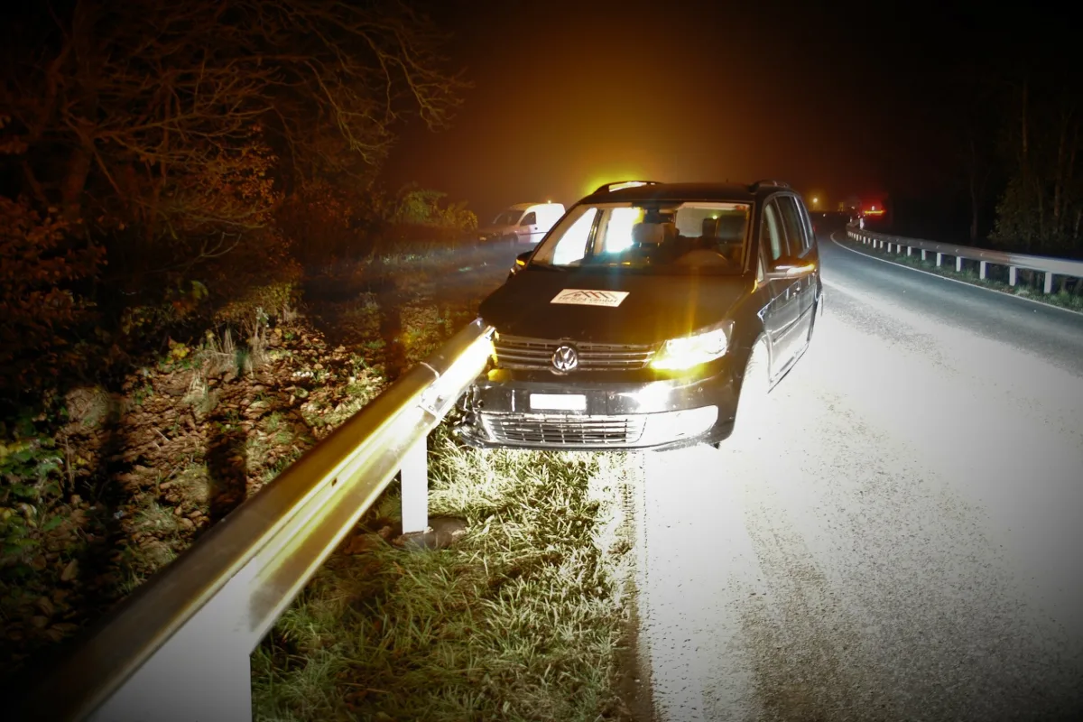 Unfall in Beringen SH – Kollision mit Leitplanke