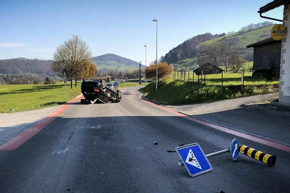 Hauteville FR – Fahrschüler schlief am Steuer ein