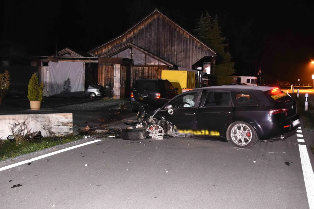 Jona SG - In fahrunfähigem Zustand verunfallt