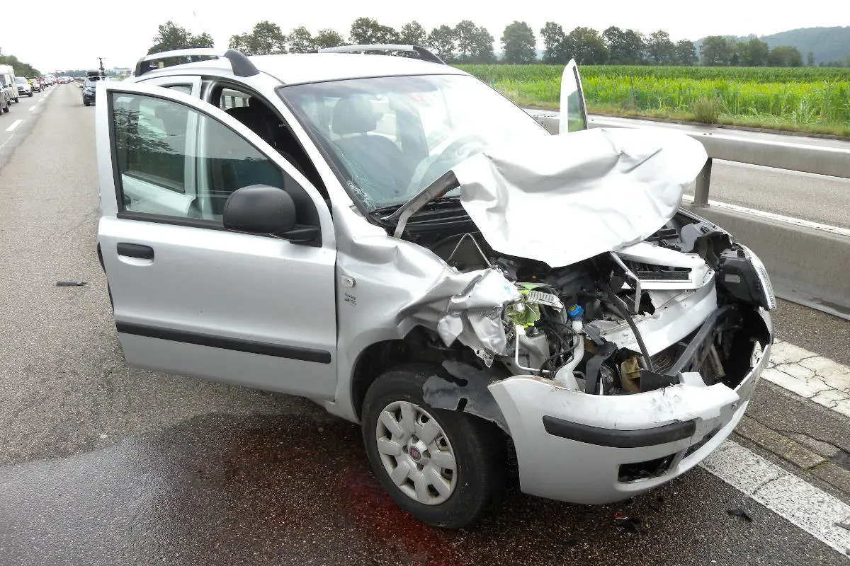 A1 bei Kestenholz SO – Vier Personen werden bei Auffahrkollision verletzt