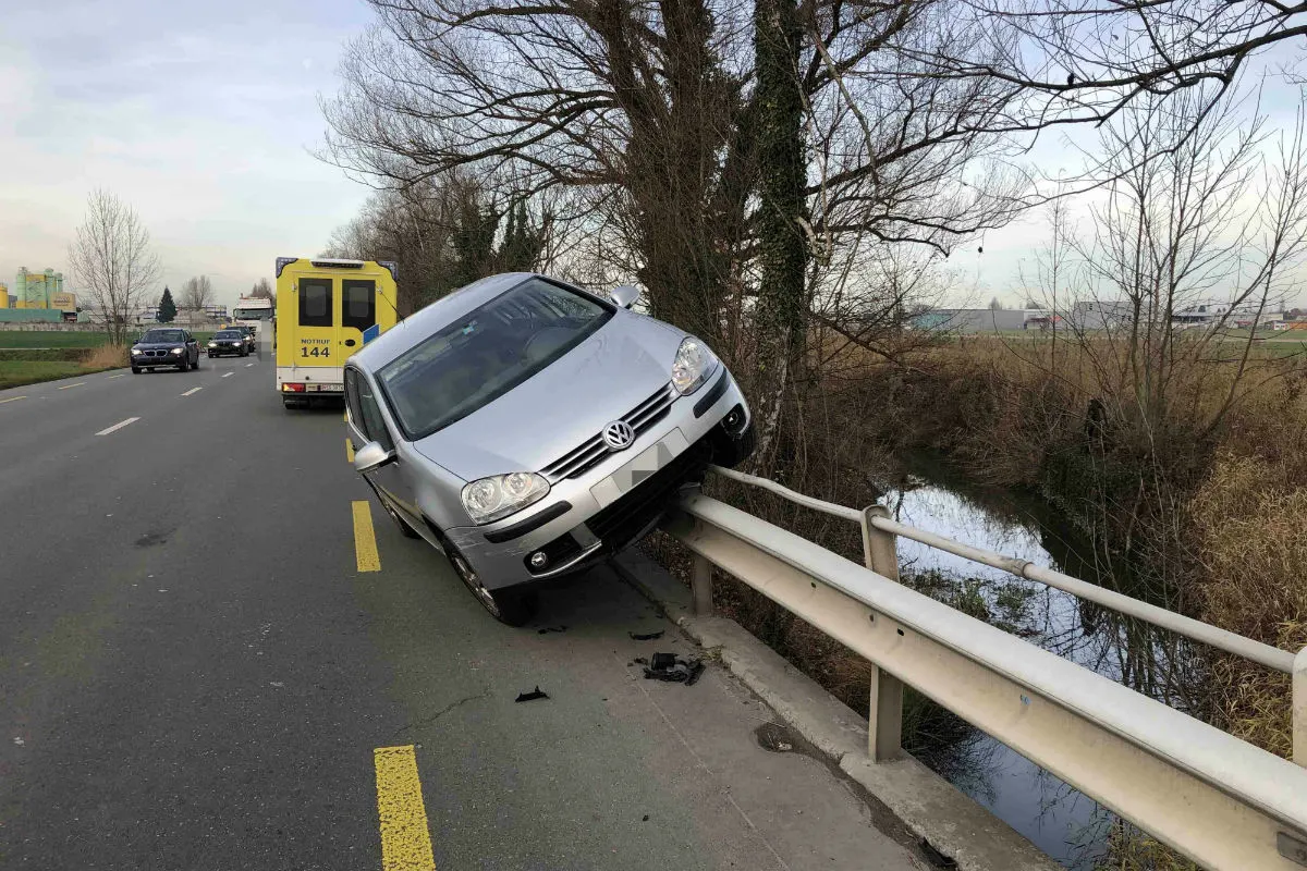 Thal SG - Mann während der Fahrt ohnmächtig geworden