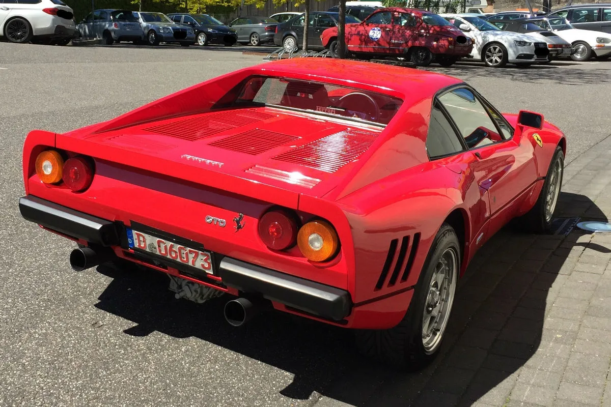Über 2 Millionen Euro teurer Ferrari während Probefahrt gestohlen!