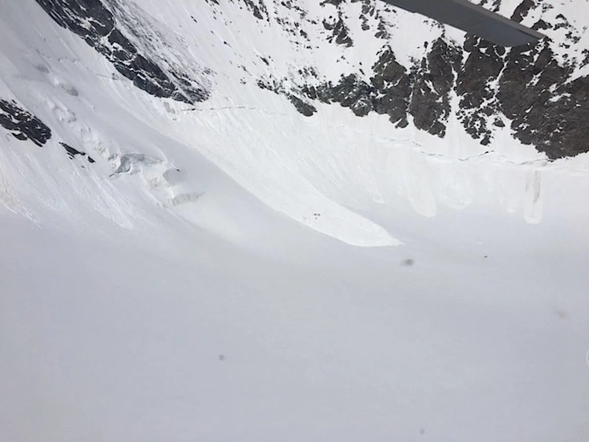 Saas-Fee VS - Lawinenniedergang - 1 Person verstorben